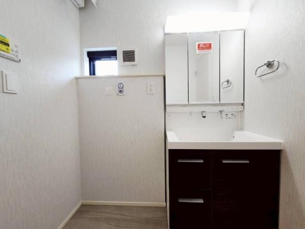 鶴見区上の宮1丁目全2棟　B棟