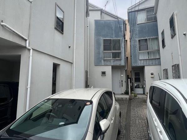 南区井土ケ谷中町