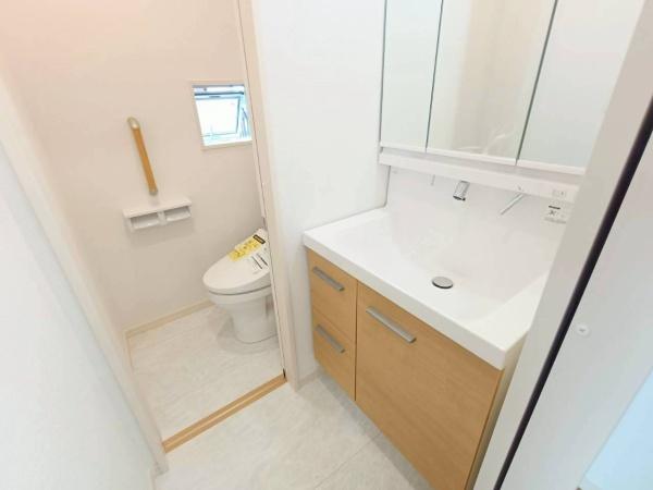 サニータウン神奈川区六角橋4丁目全2棟　1号棟
