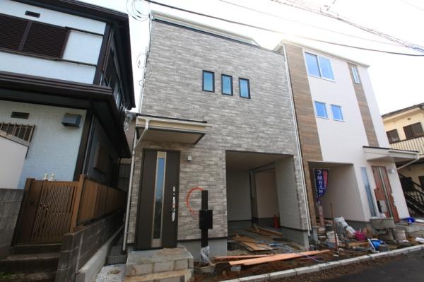 サニータウン神奈川区六角橋4丁目全2棟　2号棟