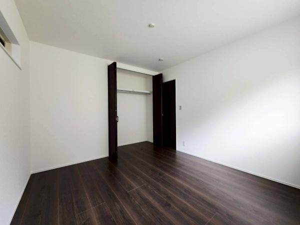 港北区鳥山町全3棟　B号棟
