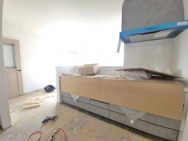 港北区鳥山町全3棟　B号棟
