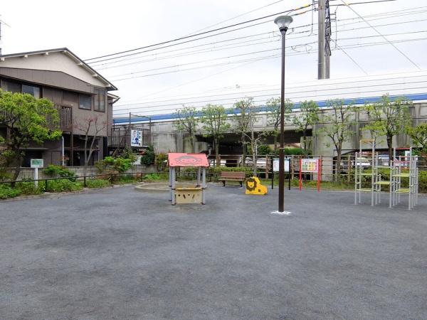 ルイシャトレ大倉山サンクティエル(菊名七丁目公園)