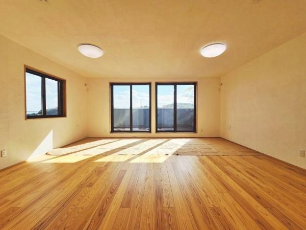 中区本牧大里町