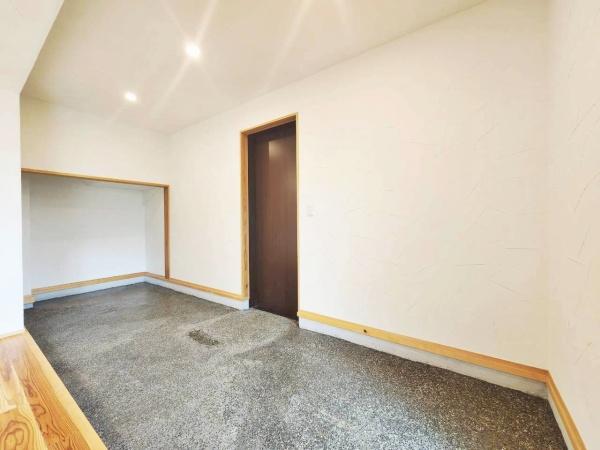 中区本牧大里町