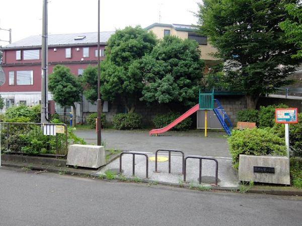 横浜市港北区篠原町の中古一戸建て(篠原町第二公園)