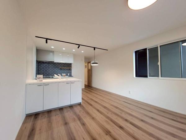 港南区港南1丁目全2棟　1号棟