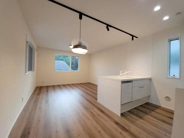 港南区港南1丁目全2棟　1号棟