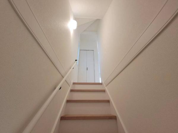 港南区港南1丁目全2棟　2号棟