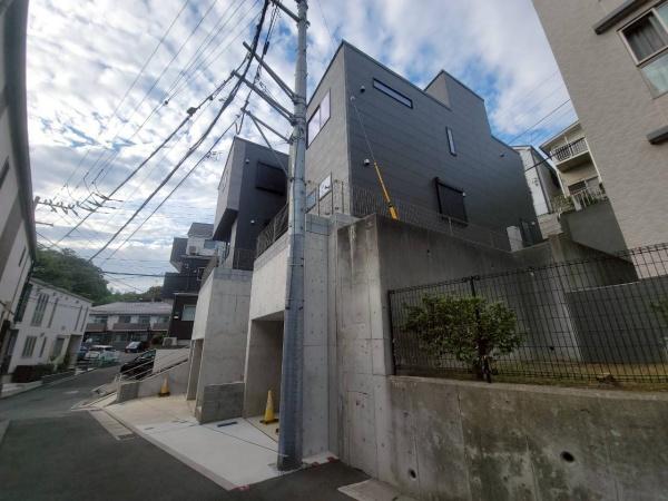 港南区港南1丁目全2棟　2号棟