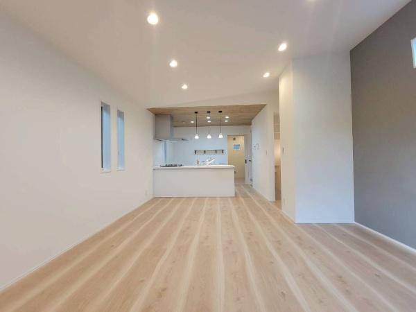 港南区港南1丁目全2棟　2号棟