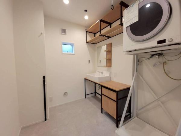 港南区港南1丁目全2棟　2号棟