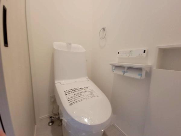 港南区港南1丁目全2棟　2号棟