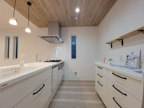 港南区港南1丁目全2棟　2号棟