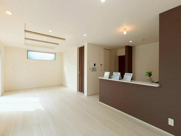 リーブルガーデン港北区下田町3丁目全3棟　2号棟