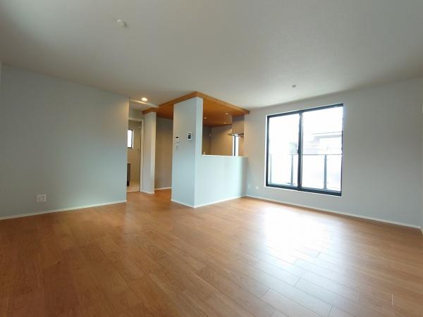 鶴見区鶴見中央5丁目4期全4棟　2号棟