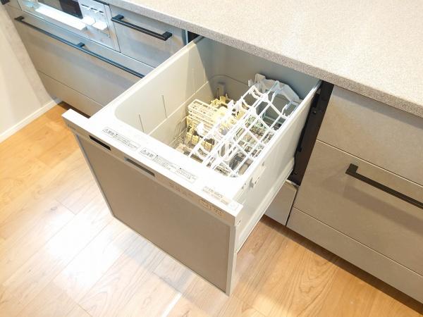 鶴見区鶴見中央5丁目4期全4棟　2号棟