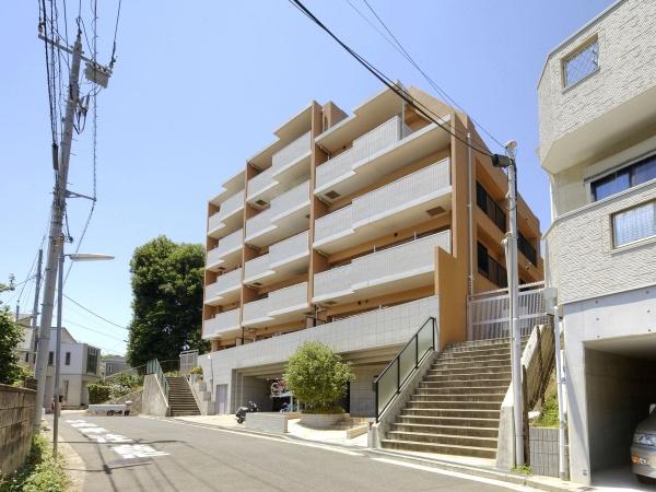 サングレイス横濱神大寺