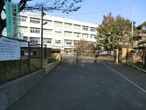 都筑区東山田町(横浜市立山田小学校)