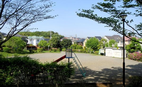 横浜市泉区緑園3丁目の中古一戸建て(緑園子易谷公園)