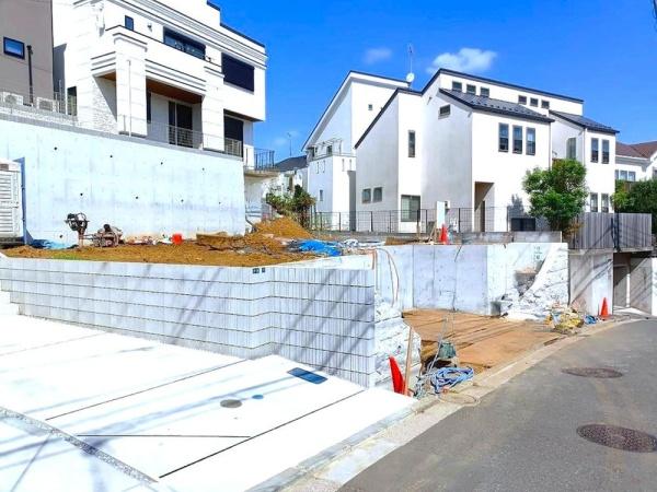 横浜市神奈川区二本榎の土地(前面道路含む現地写真)