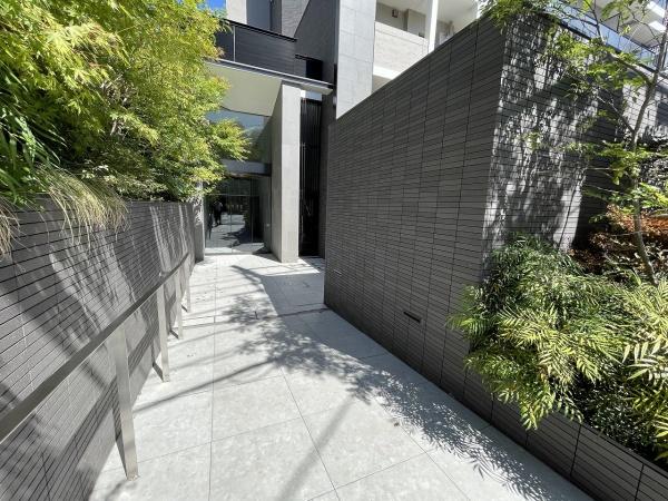 オープンレジデンシア横浜台町(エントランス)