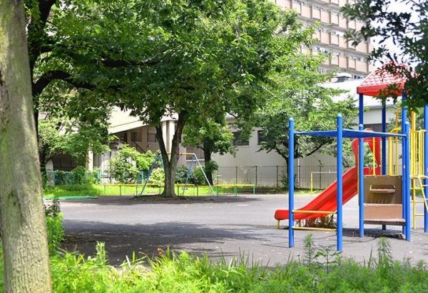 ライオンズマンション鶴見(芦穂崎公園)