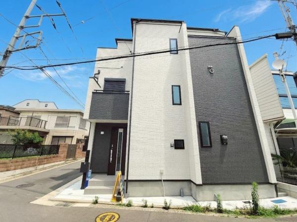 ハートフルタウン西区東久保町全3棟 C号棟