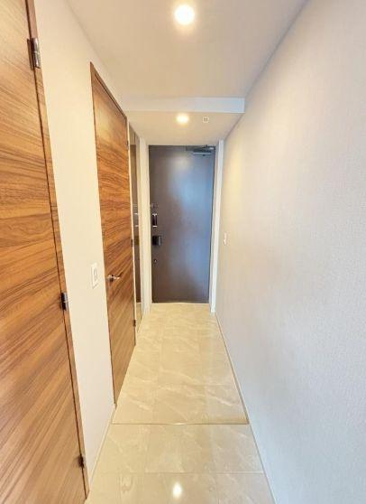 THEYOKOHAMAFRONTTOWER(玄関)