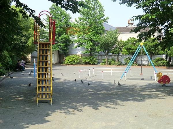 ロイヤルシャトー入船公園(朝日町公園)