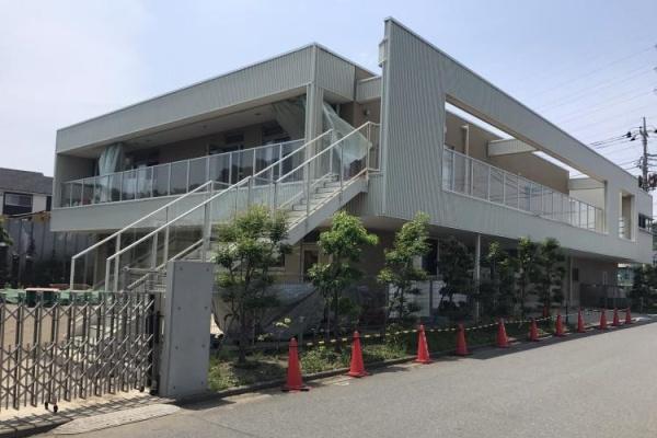 菊名パーク・ホームズ(えみ保育園)