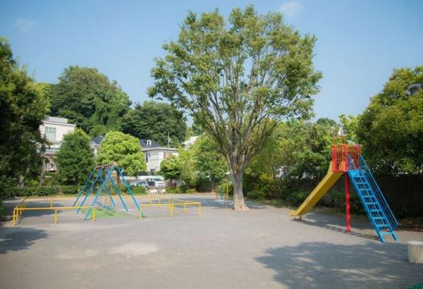 日吉ハイツ(箕輪諏訪下公園)