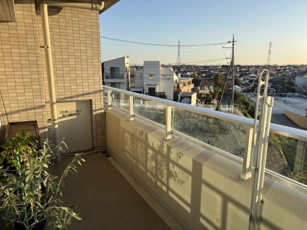 ライオンズ港北ニュータウンローレルコート