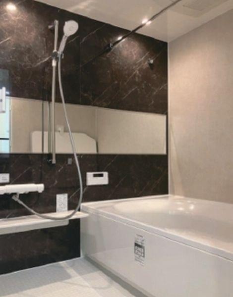 M．M．TOWERStheEast