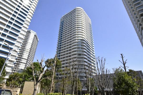 M．M．TOWERStheEast