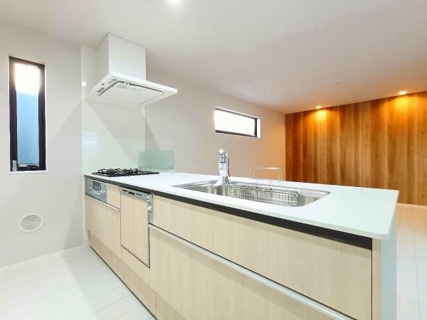 神奈川区三ツ沢下町全3棟　2号棟