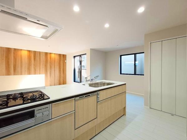 神奈川区三ツ沢下町全3棟　2号棟