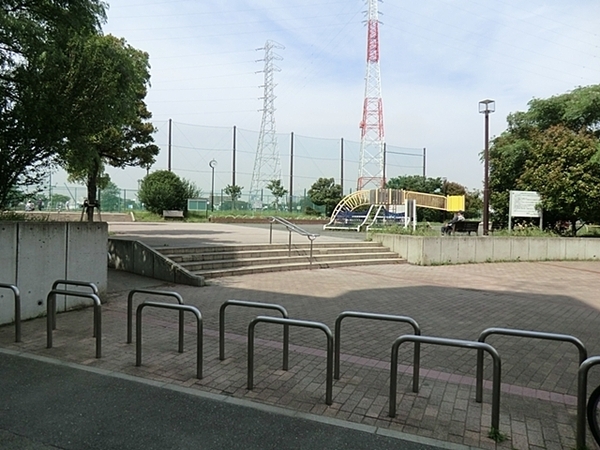 クレッセント鶴見(佃野公園)