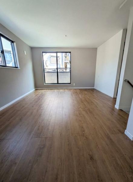 横浜市南区清水ケ丘の新築一戸建