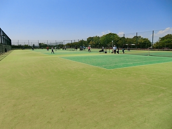 横浜市都筑区富士見が丘の土地(都田公園)