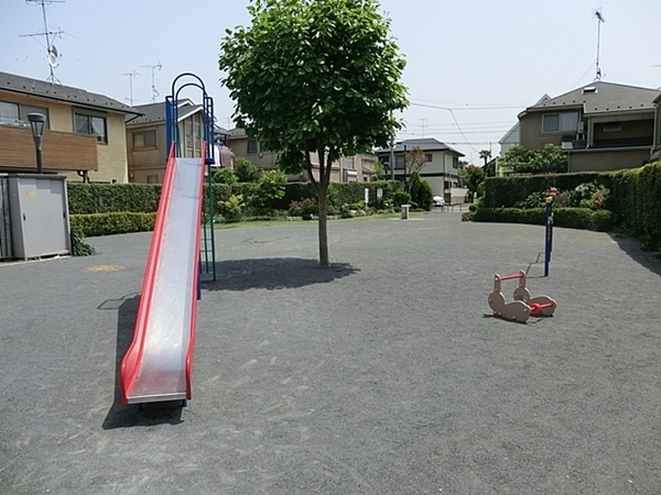 神奈川区三ツ沢東町(松ケ丘公園)