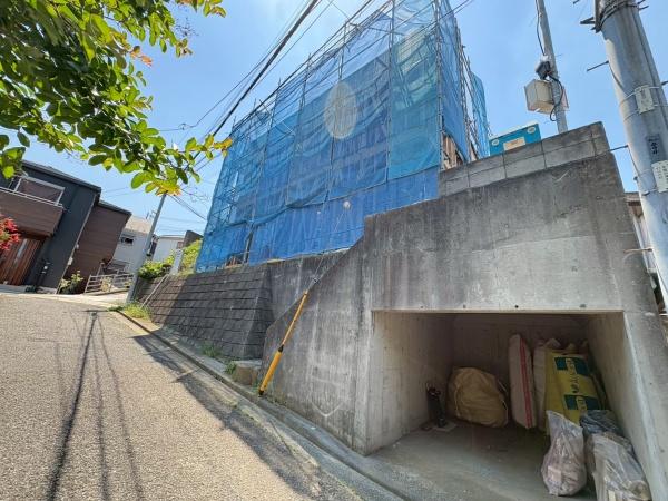 神奈川区三ツ沢東町