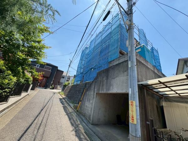 神奈川区三ツ沢東町
