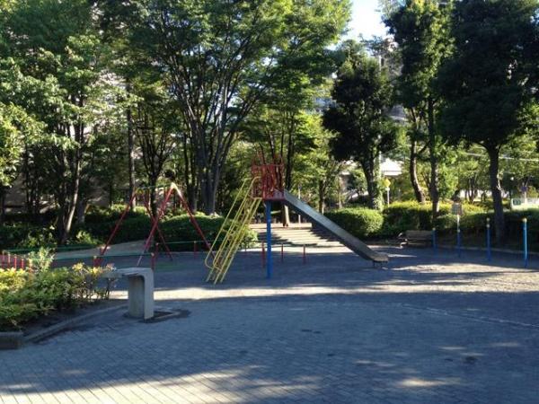 横浜市都筑区茅ケ崎南５丁目の中古一戸建て(茅ケ崎南かきのき公園)