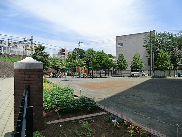 パークホームズ東神奈川ステーションアリーナ(仲木戸公園)