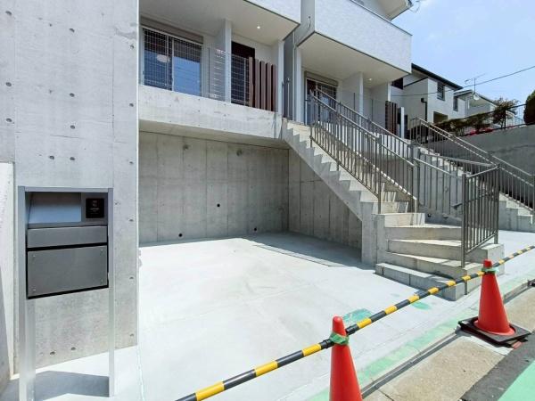 神奈川区西寺尾1丁目全2棟　1号棟