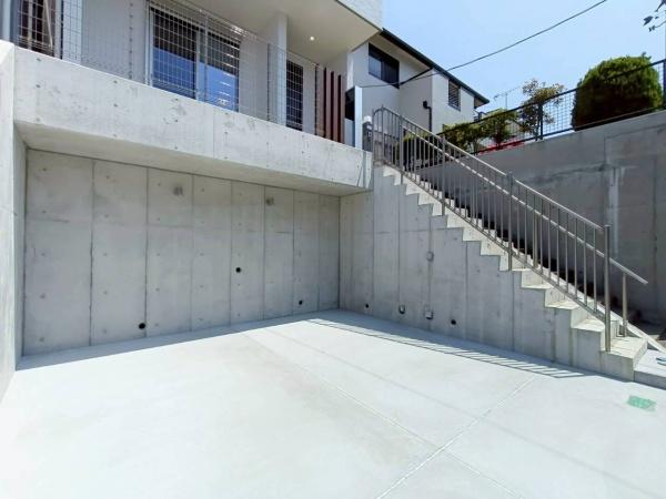 神奈川区西寺尾1丁目全2棟　2号棟