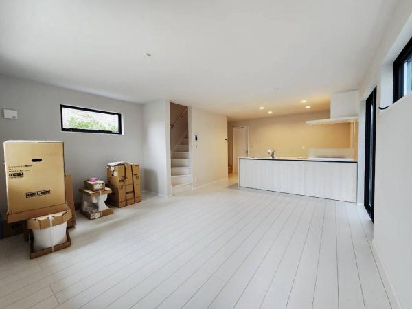 神奈川区菅田町全2棟　1号棟
