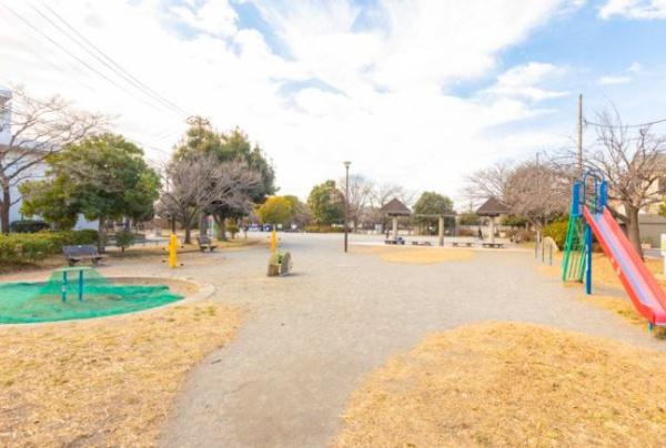 横浜市神奈川区片倉５丁目の土地(片倉北公園)