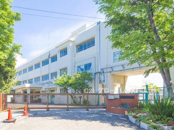 横浜市港南区港南台６丁目の中古一戸建て(横浜市立港南台第一小学校)